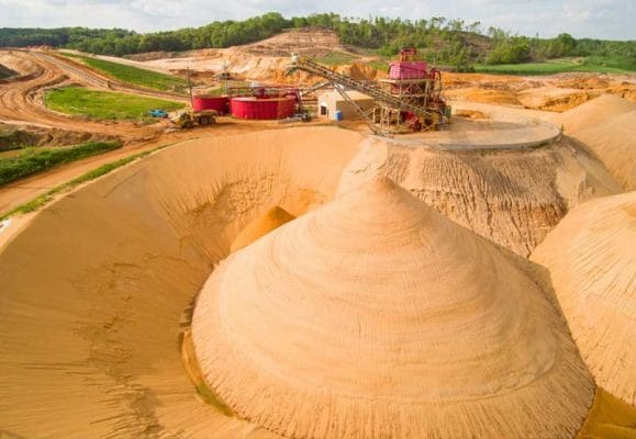 Illustrative photo of bulk sand — not the facilities or material of our producers.